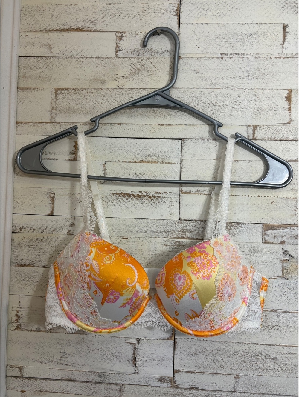 Adore Me 34C white lace colorful bra